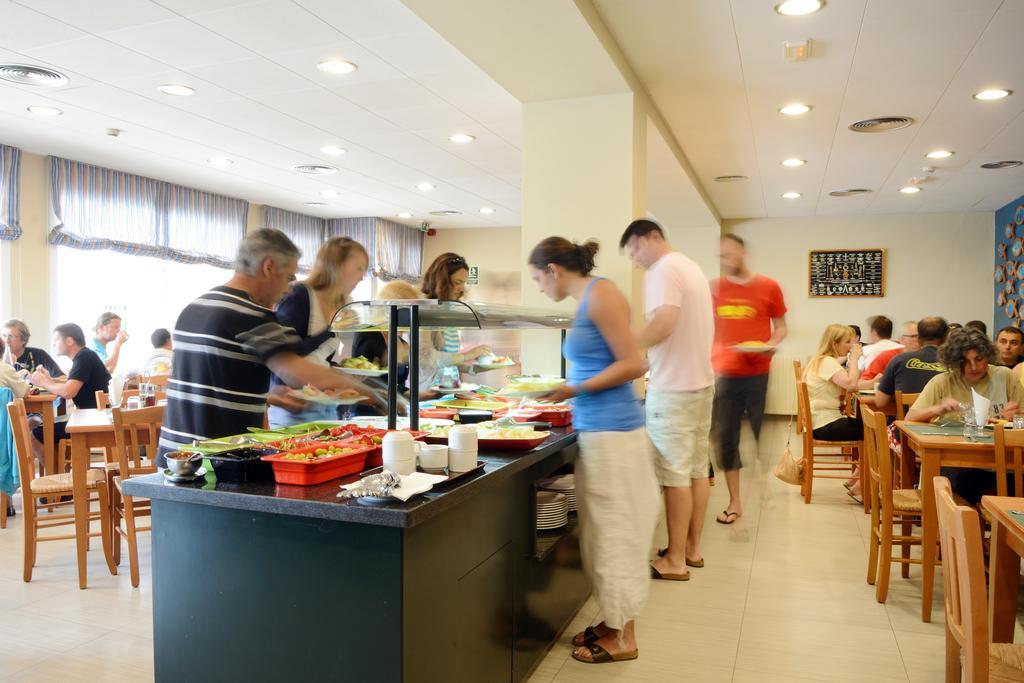 & Diving Les Illes Hotel 3*